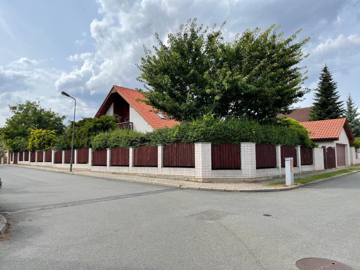 Vila Berlin Praga Exterior foto